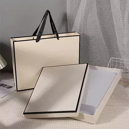 Hashamatli kiyim-kechak qadoqlash qutisi